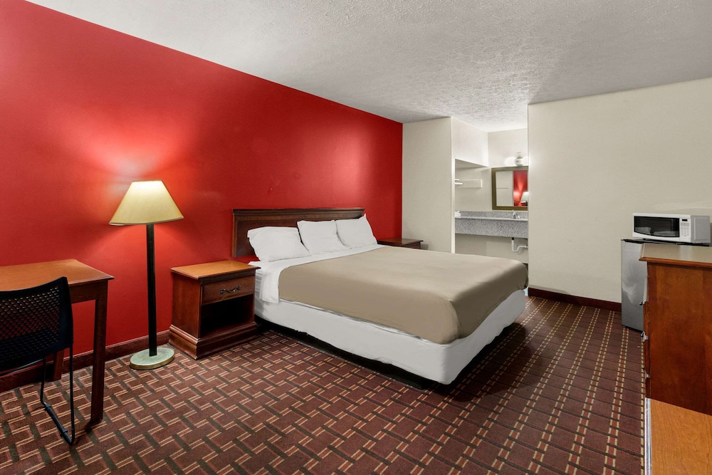 Rodeway Inn Dickson - photo 25
