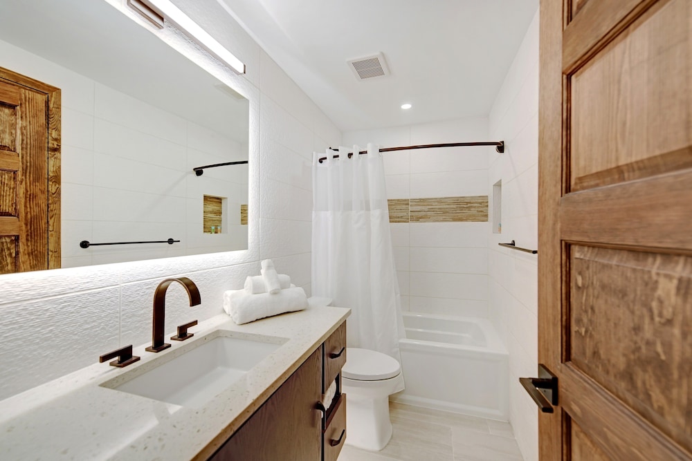 Bali Hai Beachfront Resort and Spa - photo 38