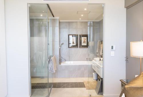Sandton Penthouse — 4-Star Luxury Hotel in Johannesburg, South Africa