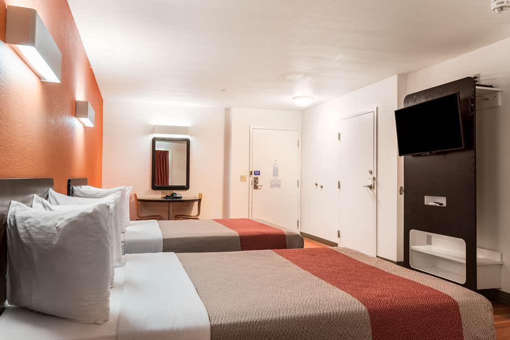Motel 6 Wilkes Barre PA Arena - photo 16