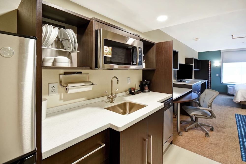 Home2 Suites by Hilton Lagrange - photo 13