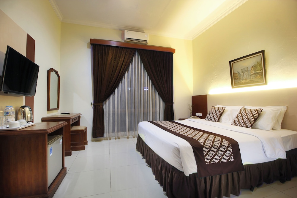Hotel Grand Trisula Indramayu — Singaraja — photo 3
