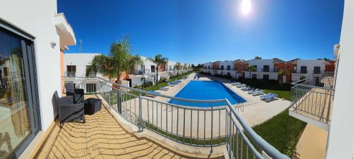 Jardins de Pera vila M — 4-Star Luxury Hotel in Pera, Portugal