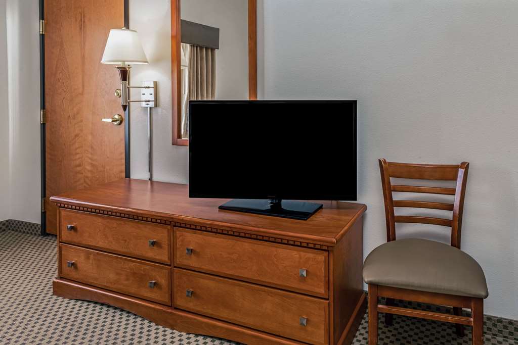 La Quinta Inn & Suites by Wyndham Kennewick - photo 28