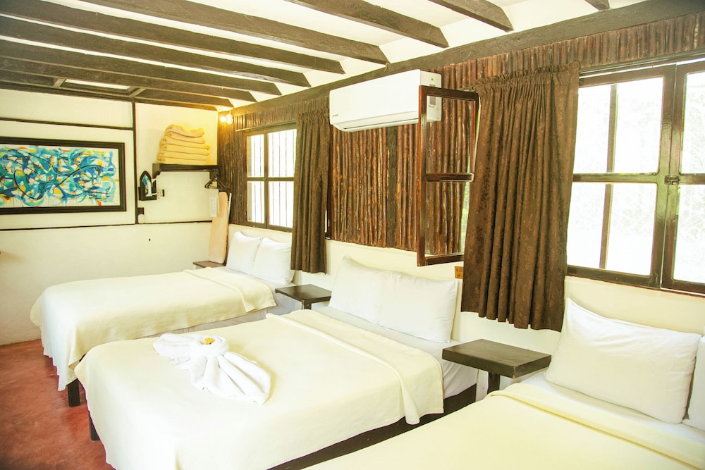 Kin Balam Cabanas