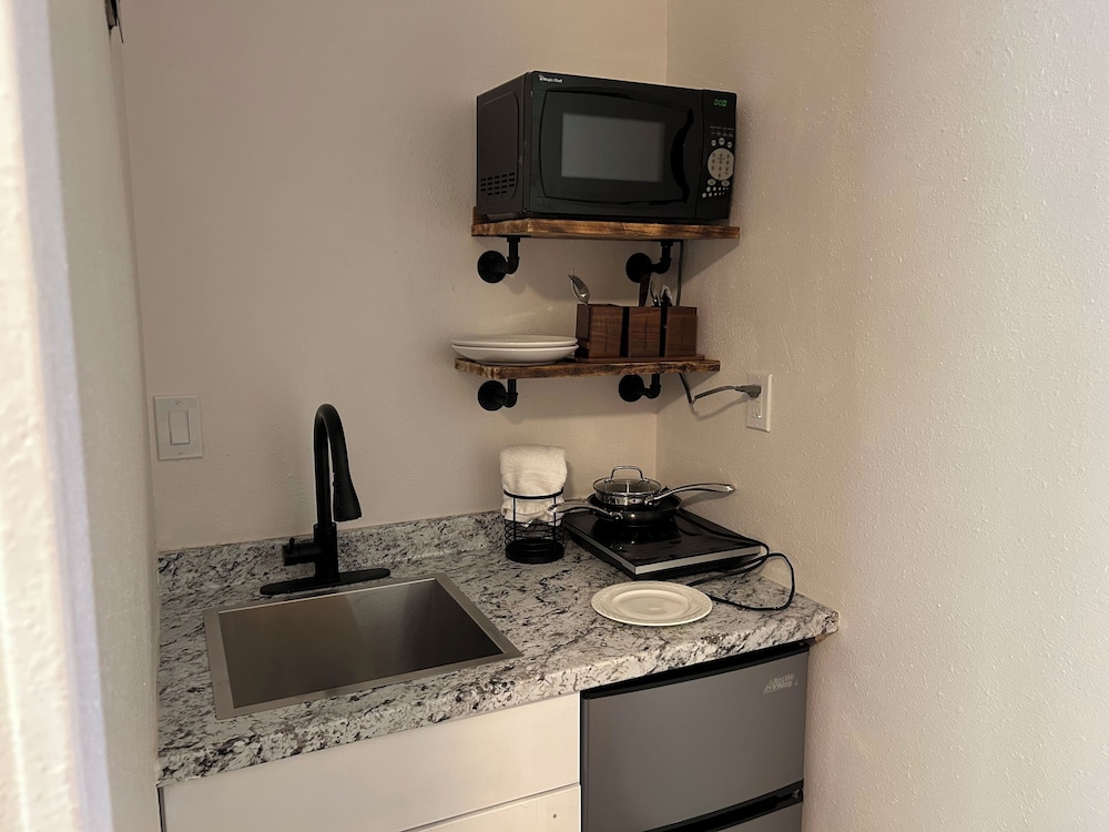 Powell JET Motor Inn - photo 11