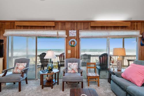 A Pirate's Paradise by Oak Island Accommodations - photo 31