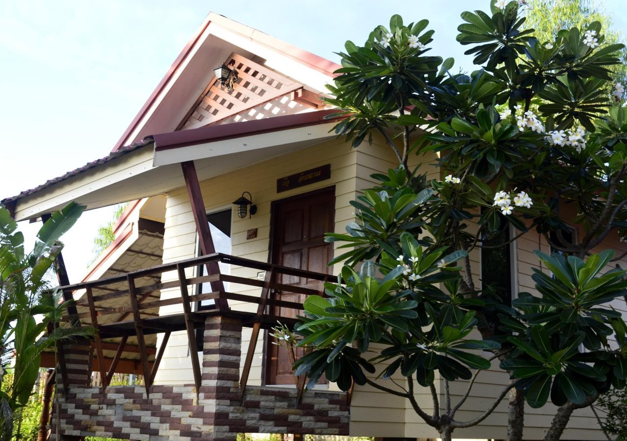 Rachiga Hotel Grand Resort — Sawang Daen Din