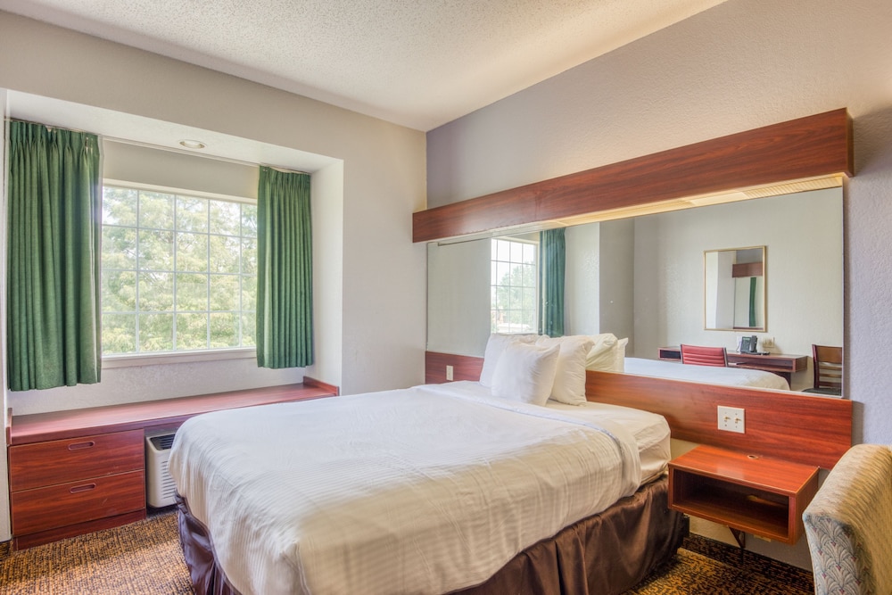 Trident Inn & Suites Baton Rouge - photo 14