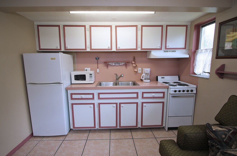 Whispers Resort By Affordable Beach Condos - photo 32