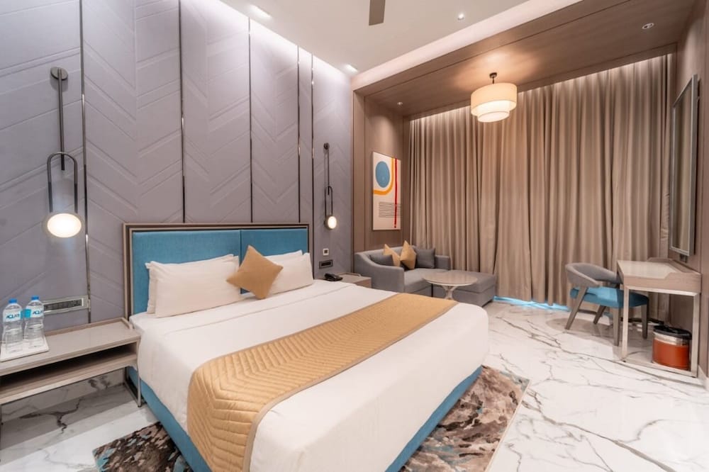 Enrise by Sayaji Bhopal in Bhopal, India