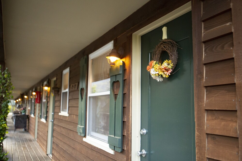 The Chimney Rock Inn & Cottages - photo 58