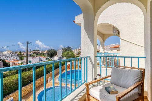 Carvoeiro Spacious 2 bedroom appartment with pool Monte Dourado — 4-Star Luxury Hotel in Carvoeiro, Portugal