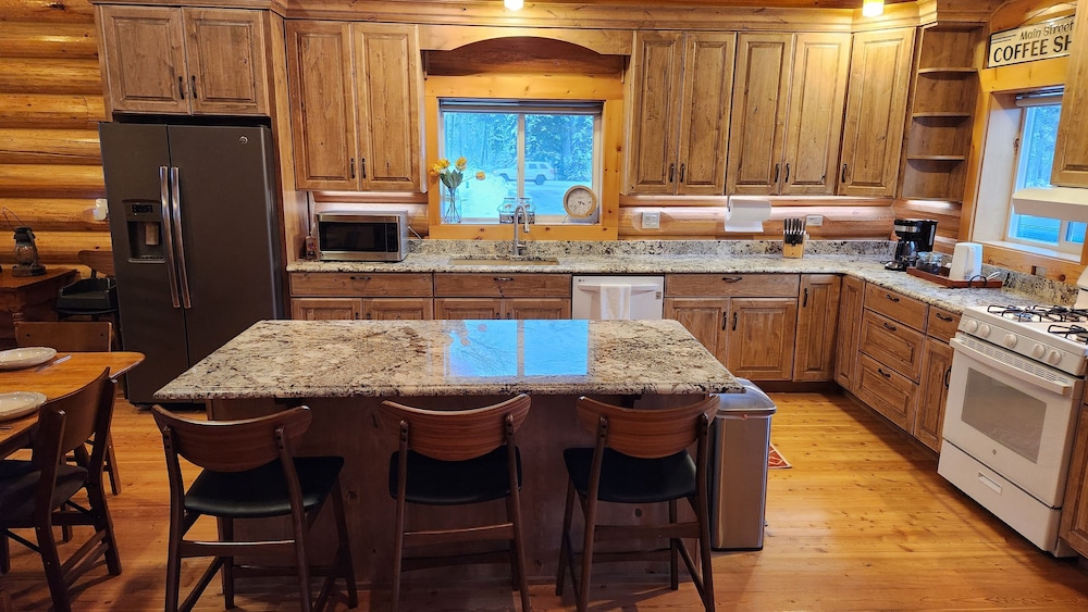 Beargrass Lodging and RV Resort - photo 72