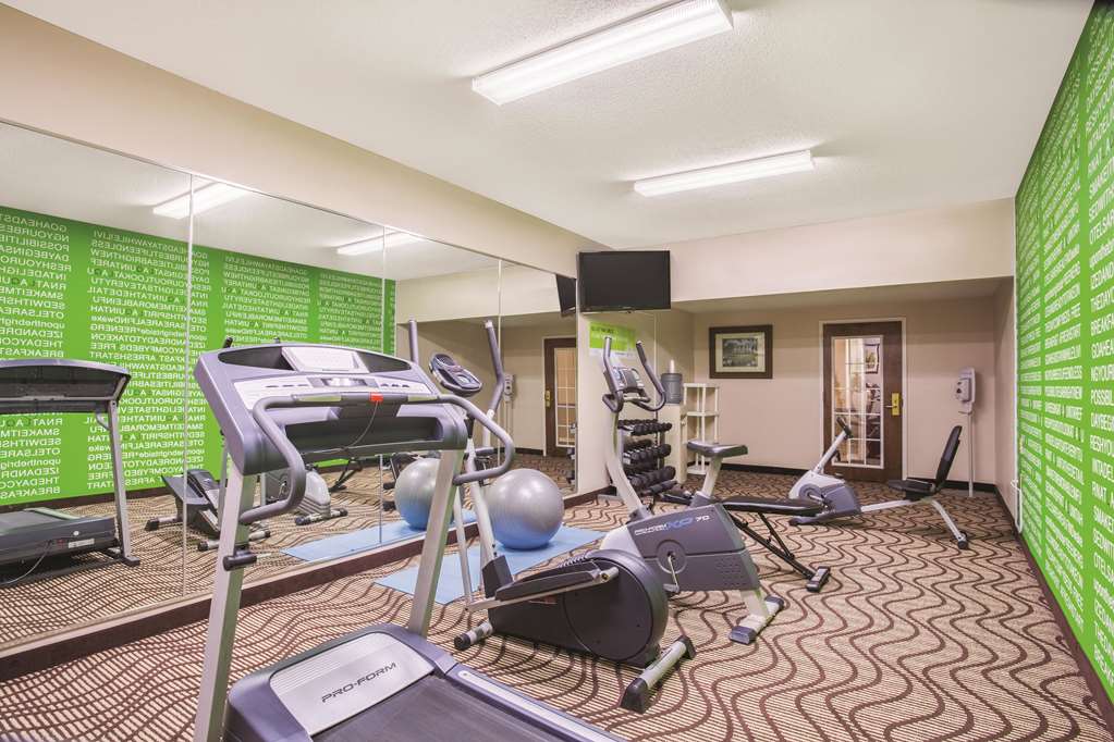 Baymont by Wyndham Moss Point Pascagoula - photo 12