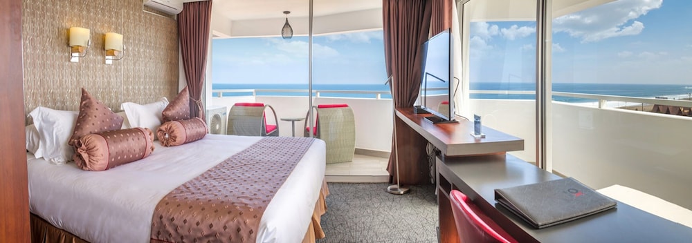 Espacio OX Hotel & Convention Center in Iquique, Chile