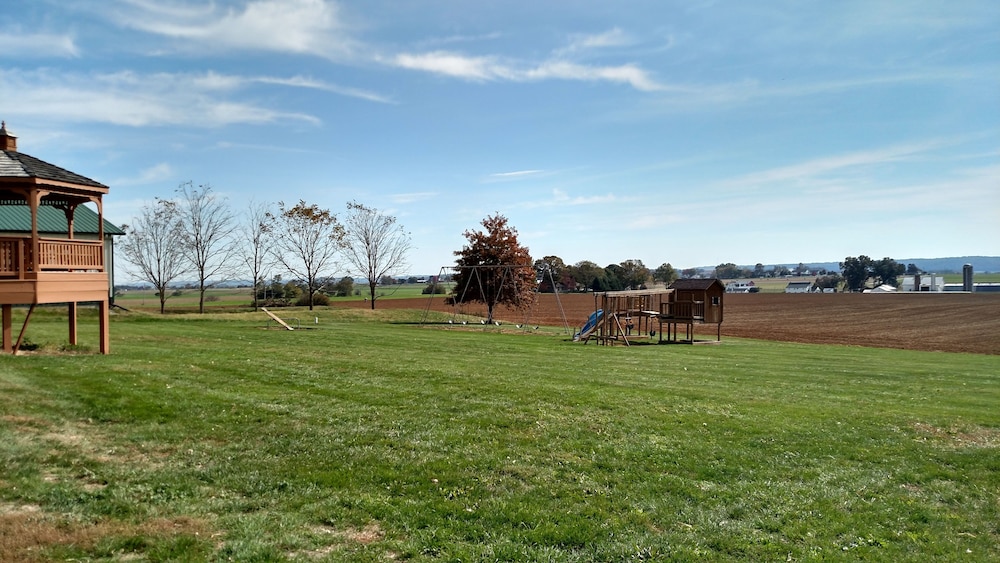 Harvest Drive Family Inn - photo 34