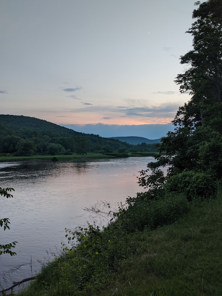 Nine River Road in Delaware, United States