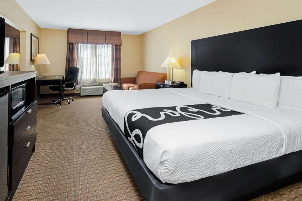 La Quinta Inn & Suites by Wyndham Morgan City - photo 24