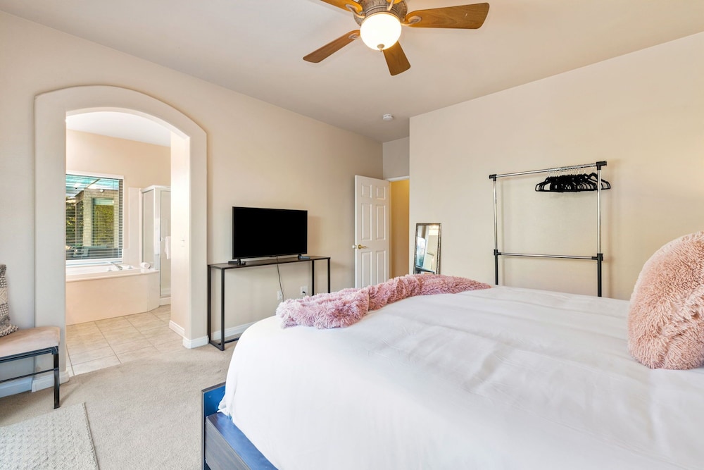 Golfers paradise Pool Spa Epic Game room in Indio, United States