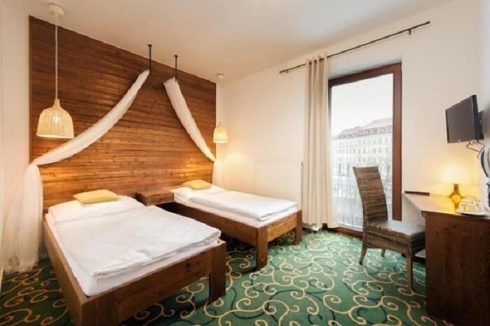 Hotel Sharingham — Brno — photo 4