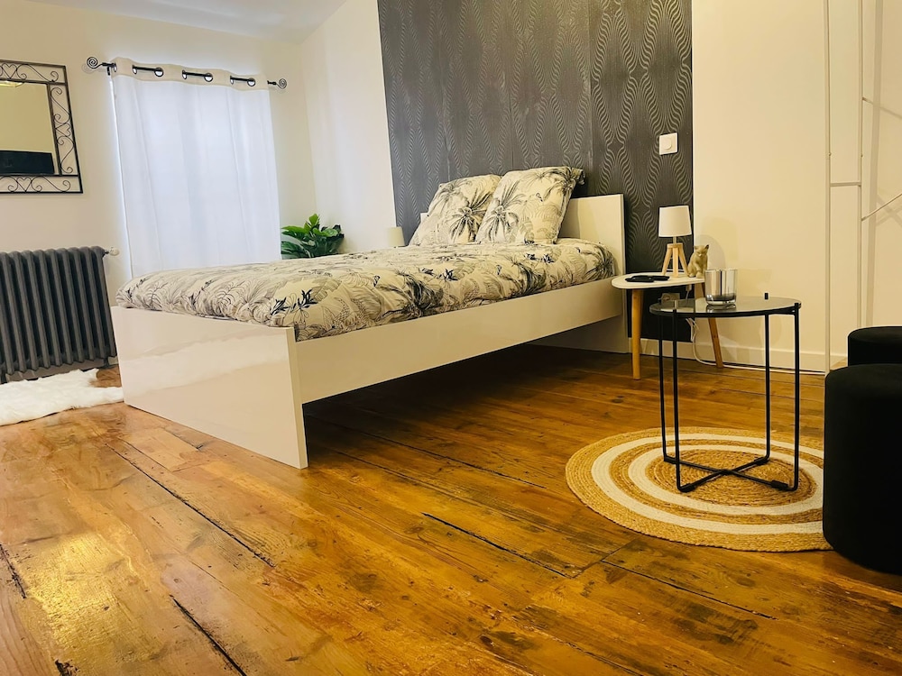 7 Rue Cherche Midi — hotel in Jarnac