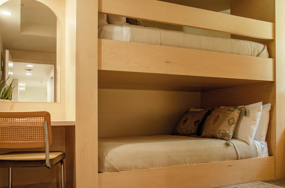 Brut Hotel - photo 32