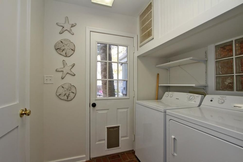 705 Carolina Boulevard — 4-Star Luxury Hotel in Isle Of Palms, United States