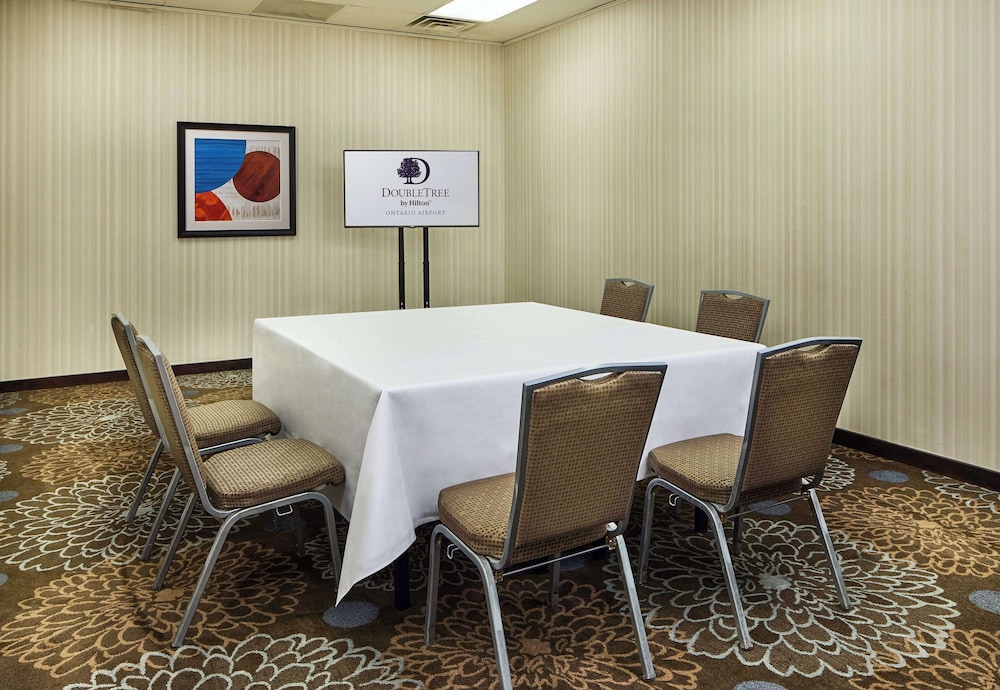 DoubleTree by Hilton Ontario Airport - photo 68