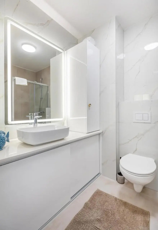 M&P Lovely 1 bedroom condo with free parking