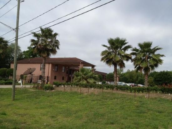 Blue Diamond Inn - photo 3
