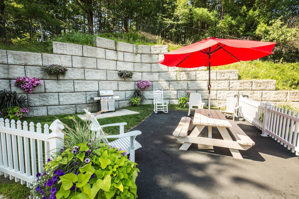 TownePlace Suites by Marriott Gilford - photo 43