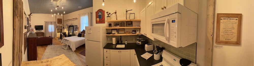 Painted Lady Bed & Brew - photo 28
