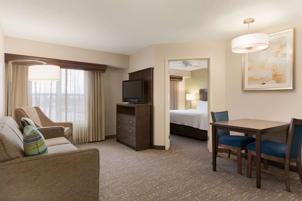 Homewood Suites Toledo Maumee - photo 18