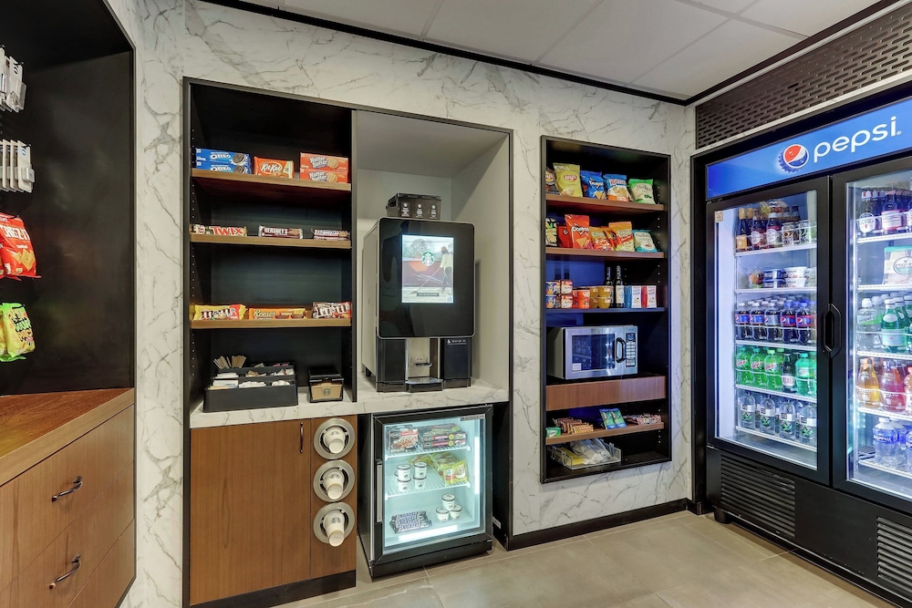 Courtyard Lexington South Hamburg Place - photo 25