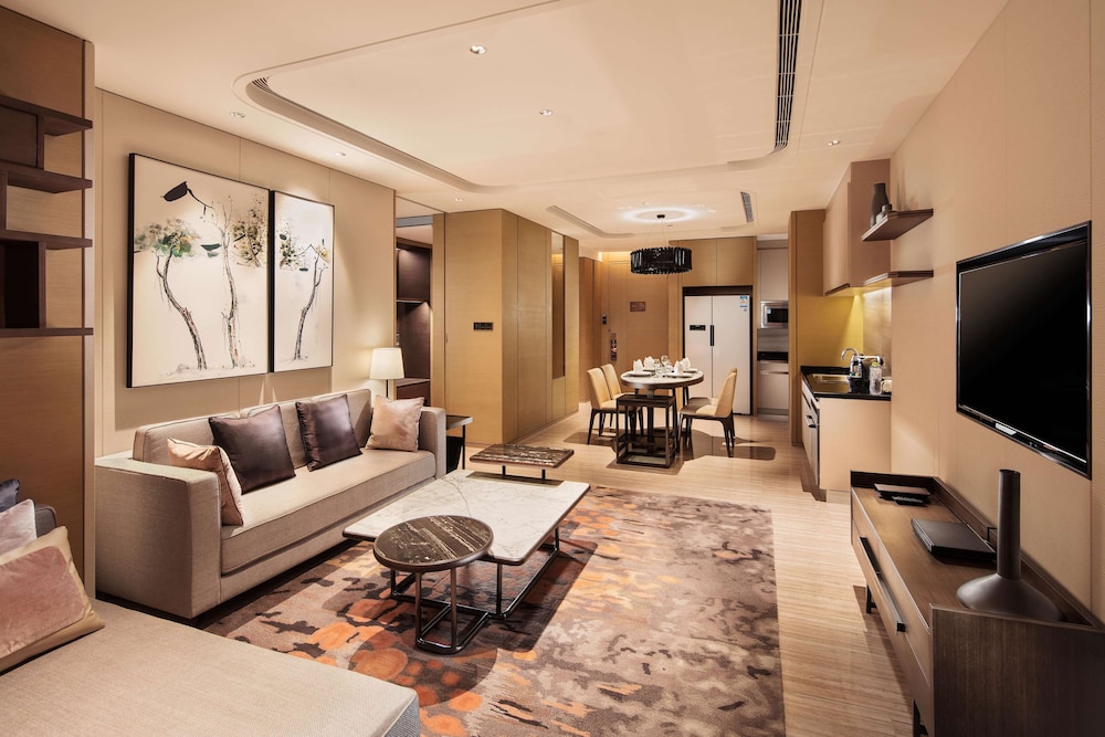 Hilton Jinan South Hotel & Residences — hotel in Jinan