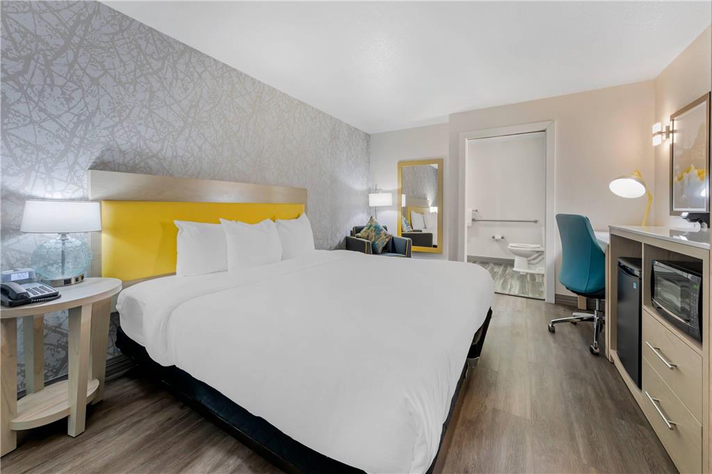 Hillstone Inn Tulare an Ascend Collection Hotel - photo 21