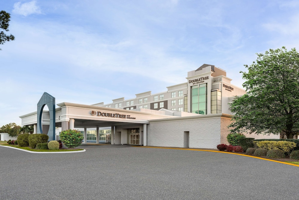 Doubletree by Hilton Hotel Norfolk Airport in Norfolk, United States