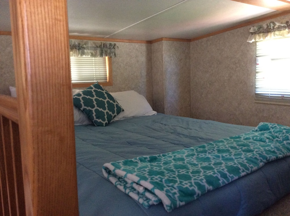Robin Hood Village Resort - photo 25