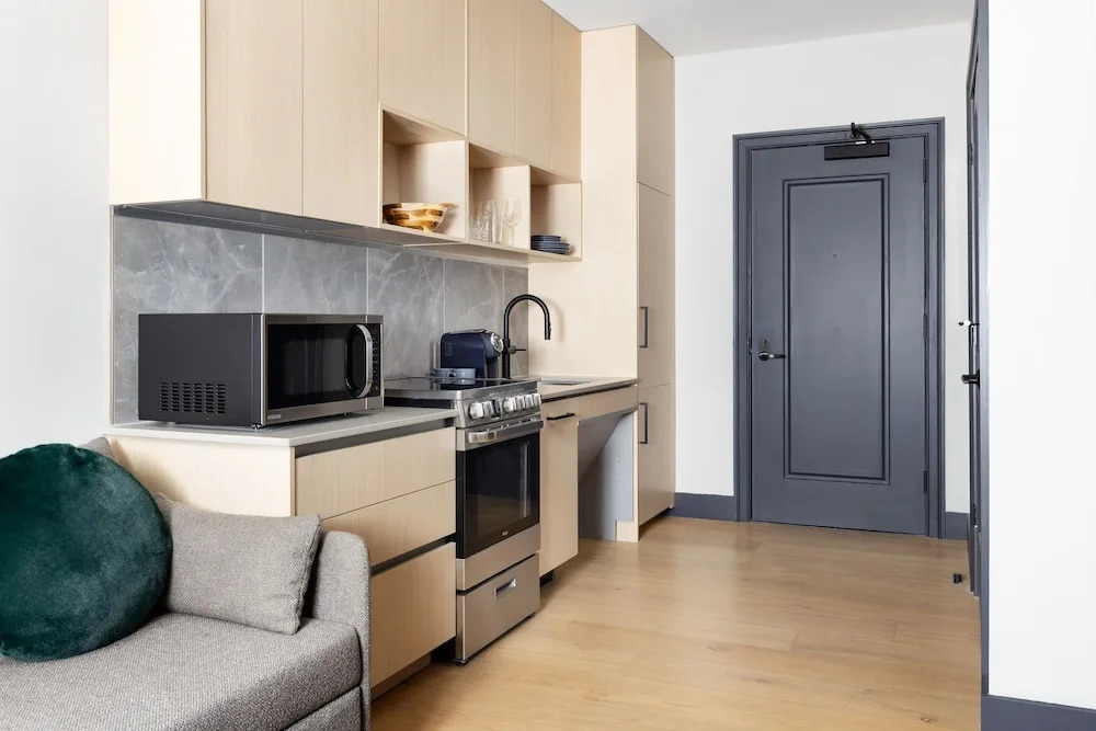 Switch House Hotel - photo 13