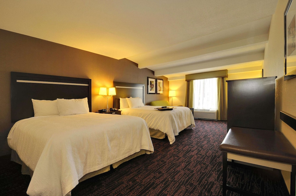 Hampton Inn Jericho Westbury - photo 38