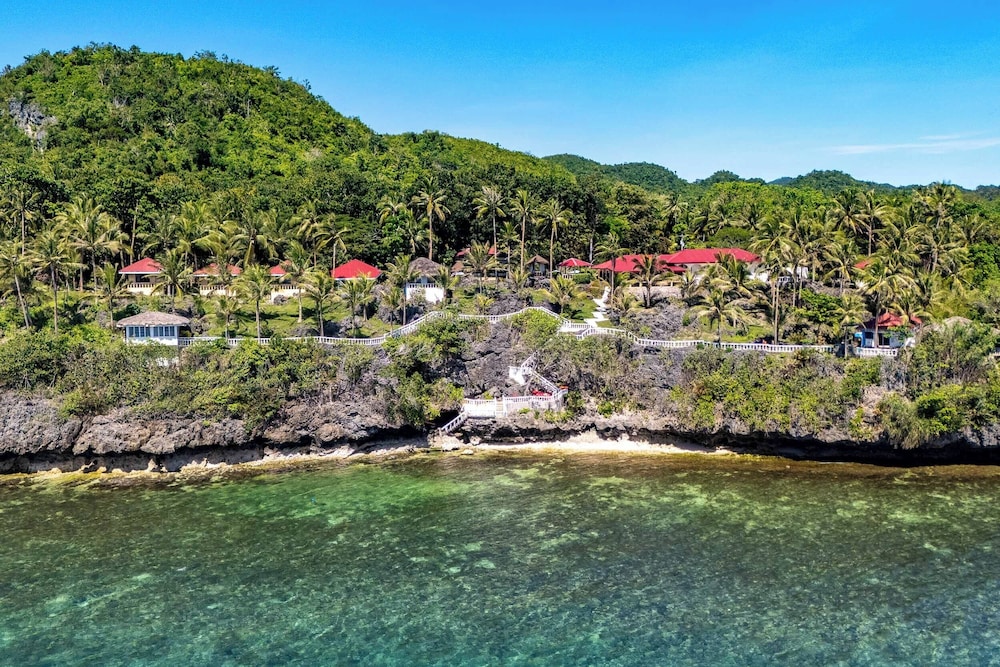Blue Star Dive & Resort in Anda, Philippines