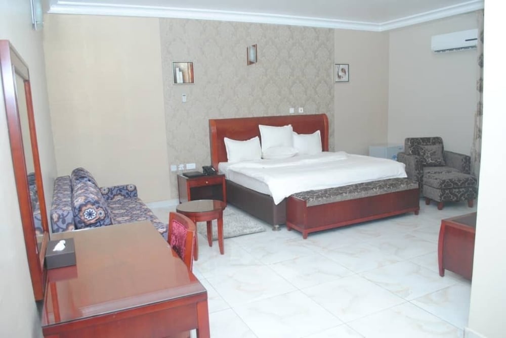 Hotel Valerie — Asaba — photo 5