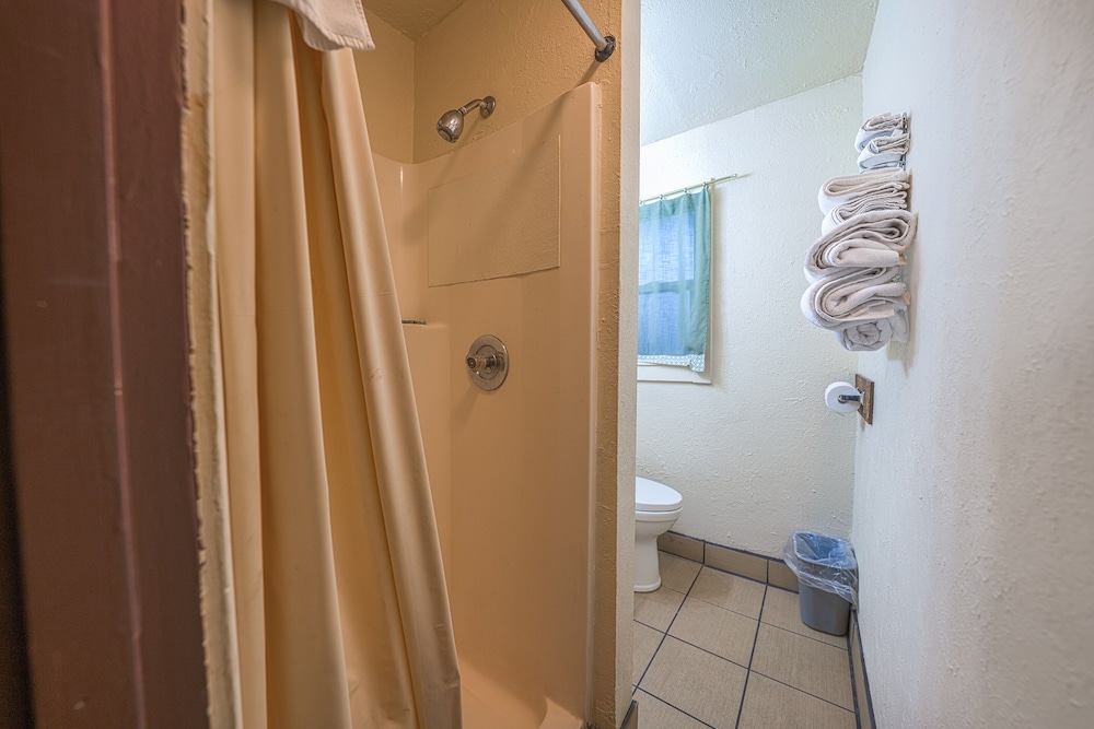 Oyo Hotel Portland Or Near Airport - photo 85