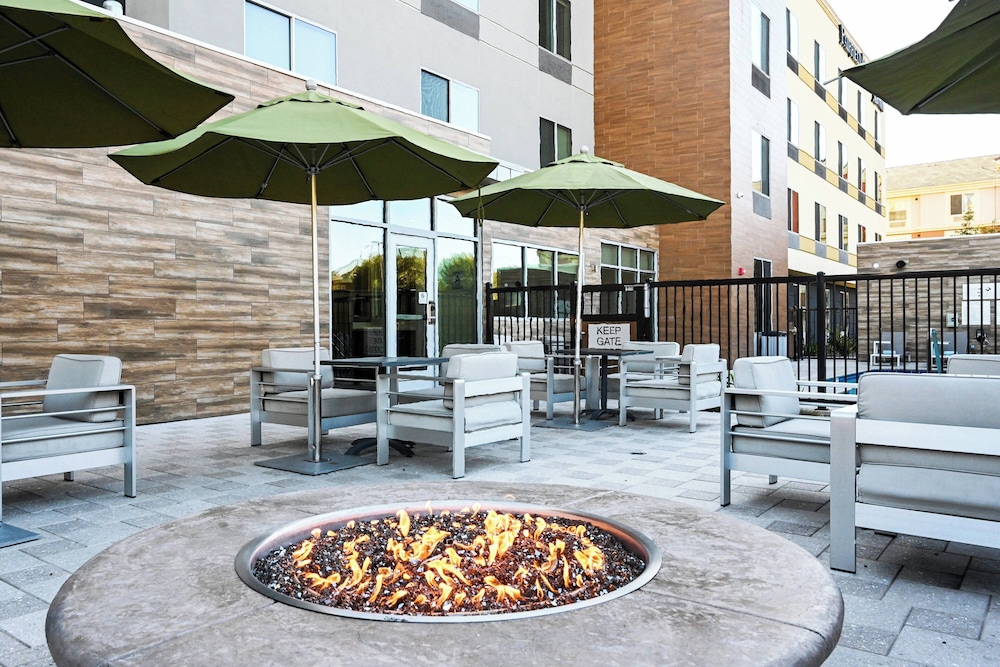 Fairfield Inn & Suites by Marriott Ontario Rancho Cucamonga - photo 36