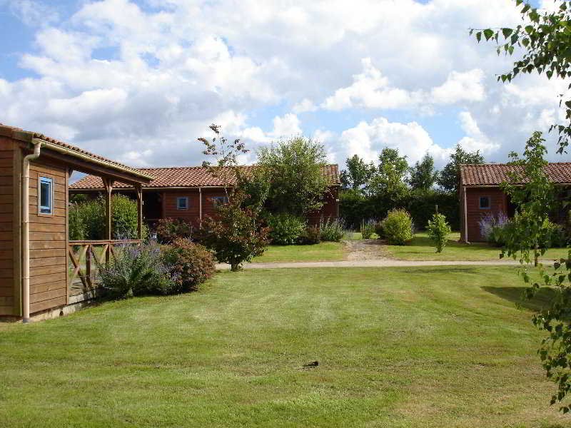 Au Fil De L Eau — hotel in Moncoutant
