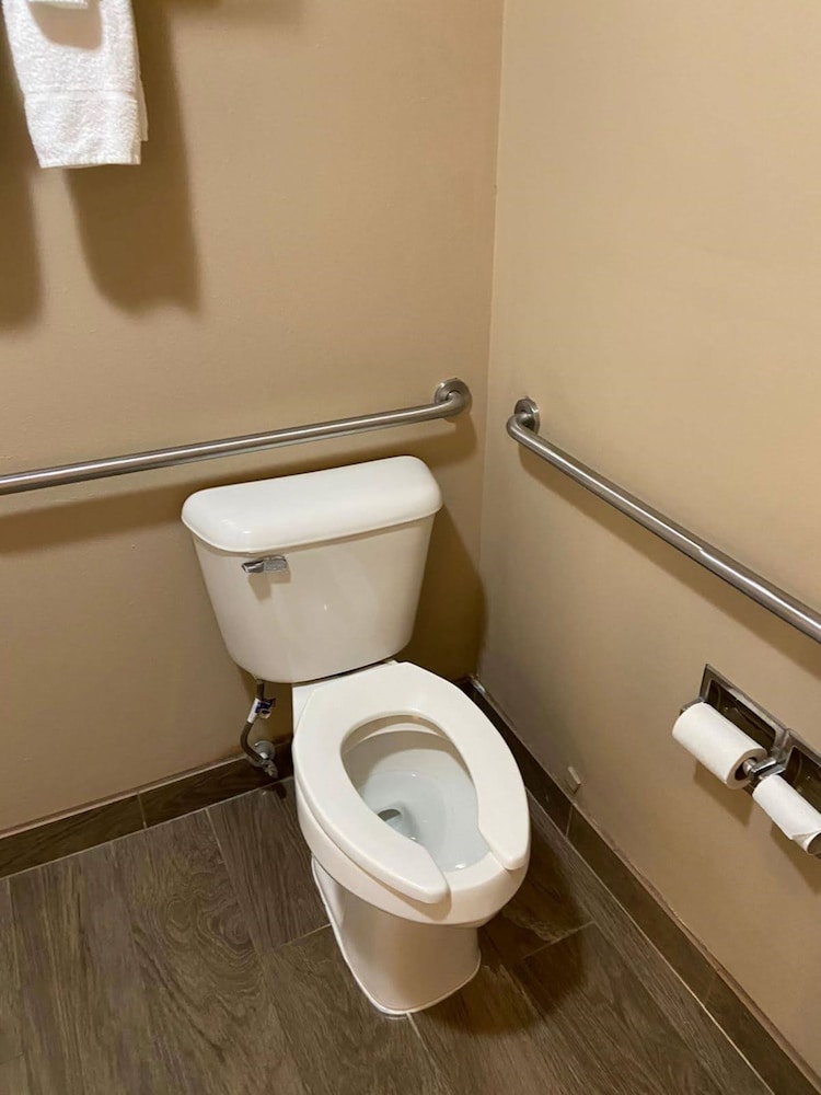 Wingate by Wyndham Beaver I 15 - photo 17