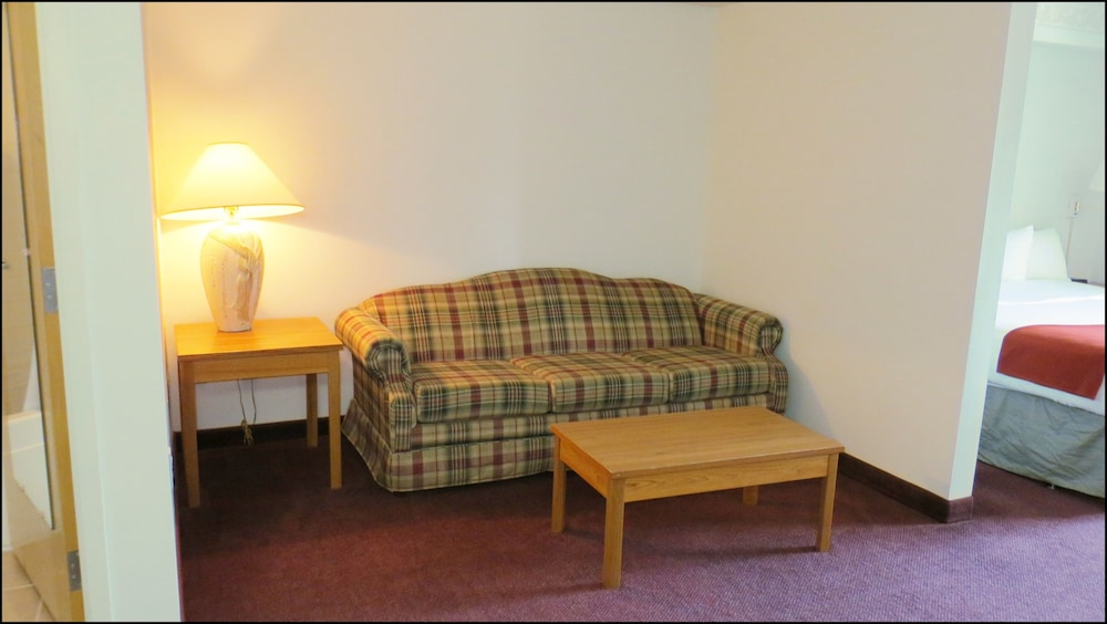 Peppermill Empress Inn - photo 9