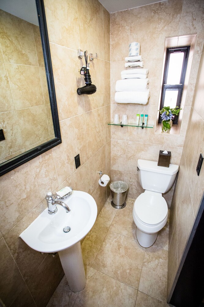 The Mansfield - photo 32