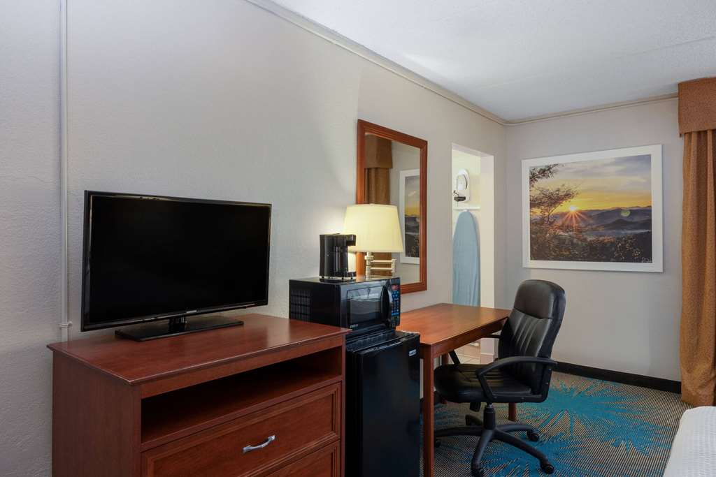 Days Inn by Wyndham Casper - photo 30